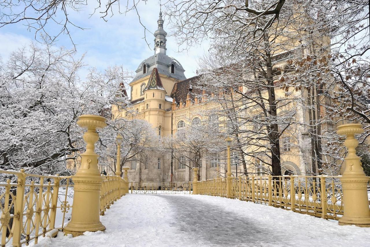 Heroes' Residence Budapest Extérieur photo